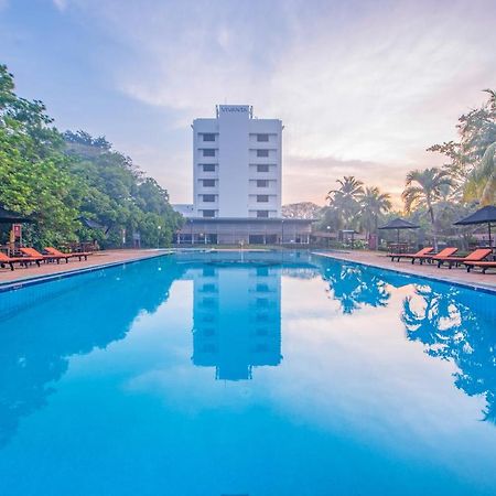 Vivanta Colombo, Airport Garden Hotel Seeduwa Екстериор снимка